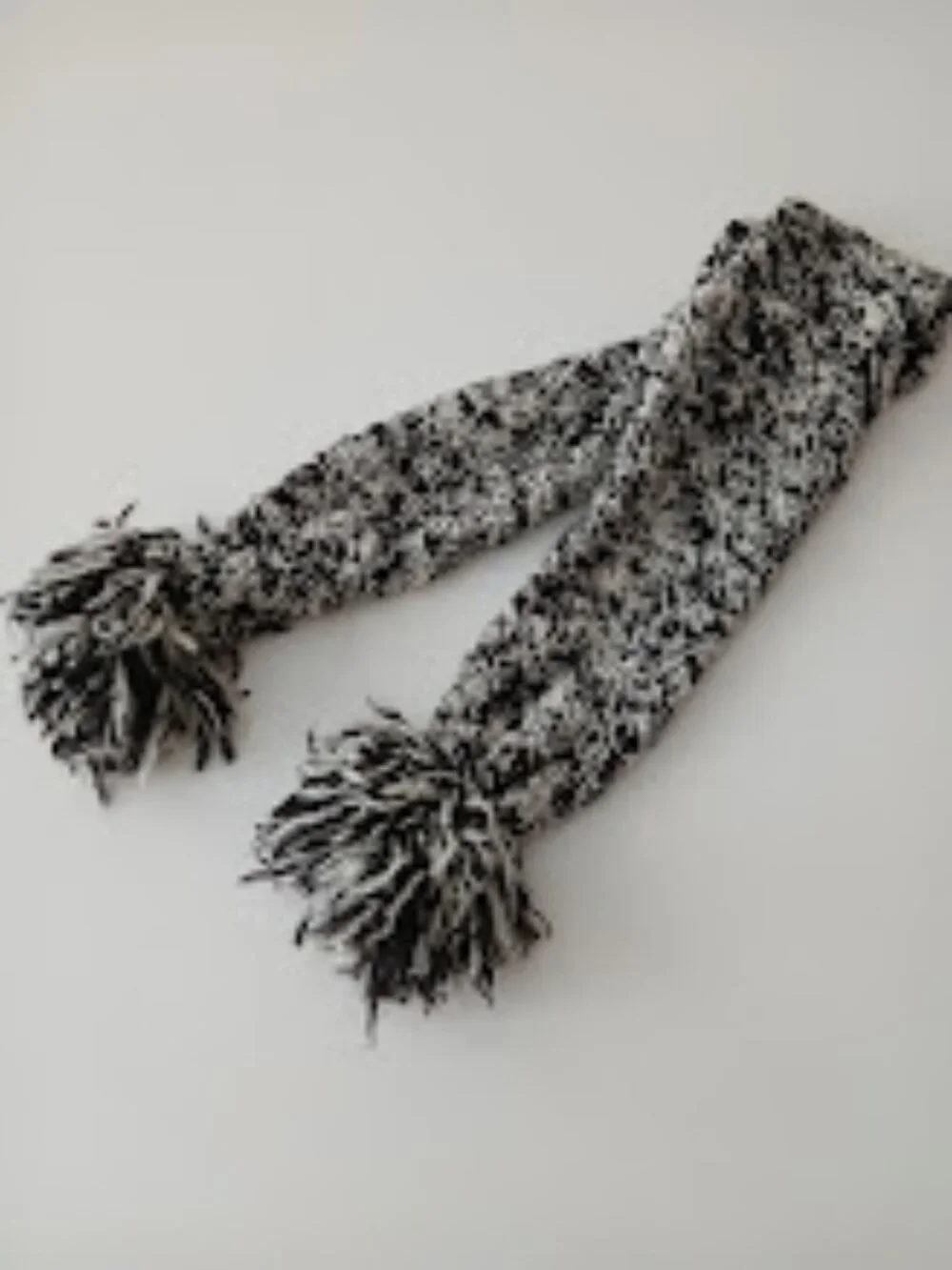 UNGARO Baby Hat & Scarf Set 6-12mo